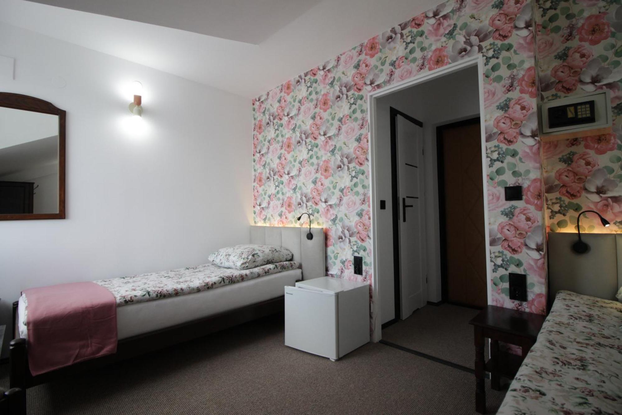 Motel Na Zbojeckiej Skawa Eksteriør billede