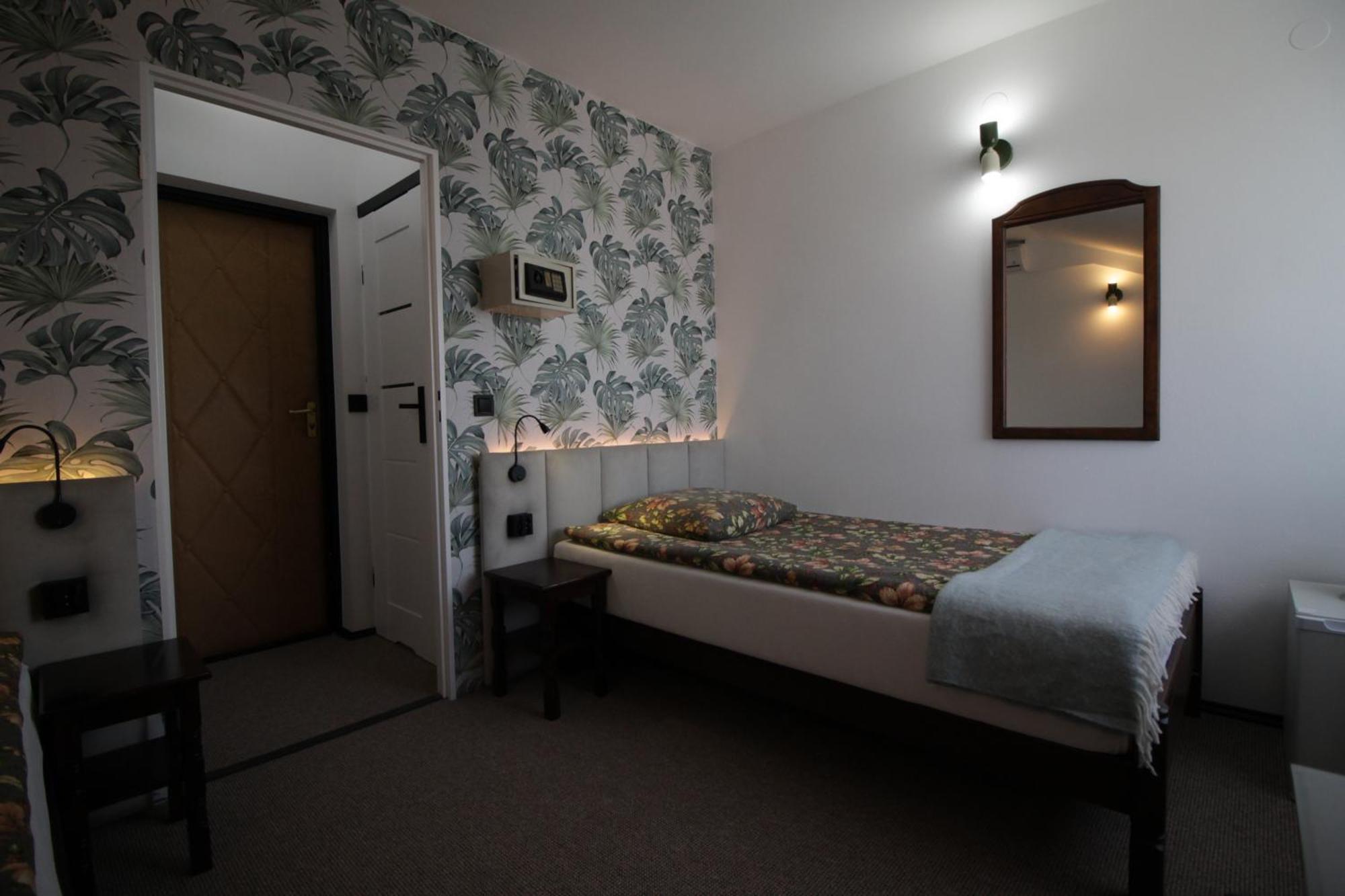 Motel Na Zbojeckiej Skawa Eksteriør billede